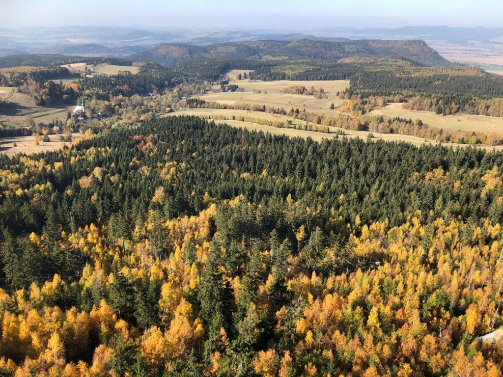 רדקוב Klimatyczny Dom Kopaczowka Przytulna Miejscowka Z Kominkiem, Sauna I Ogrodem U Podnoza Gor Stolowych מראה חיצוני תמונה